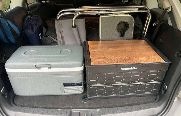 Everything packs away neatly behind 2nd row seat