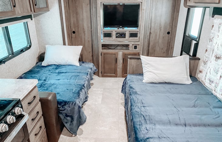 The couch and dinning table can be made into beds if you need the extra sleeping space.