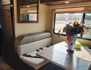 Thor Motor Coach Freedom Elite 22FE