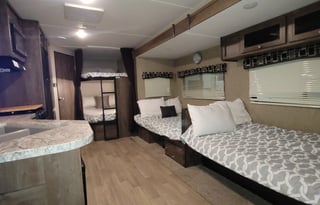 2018 Dutchmen RV Coleman Lantern Series 263BH