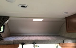 2019 Winnebago Spirit Bunk beds