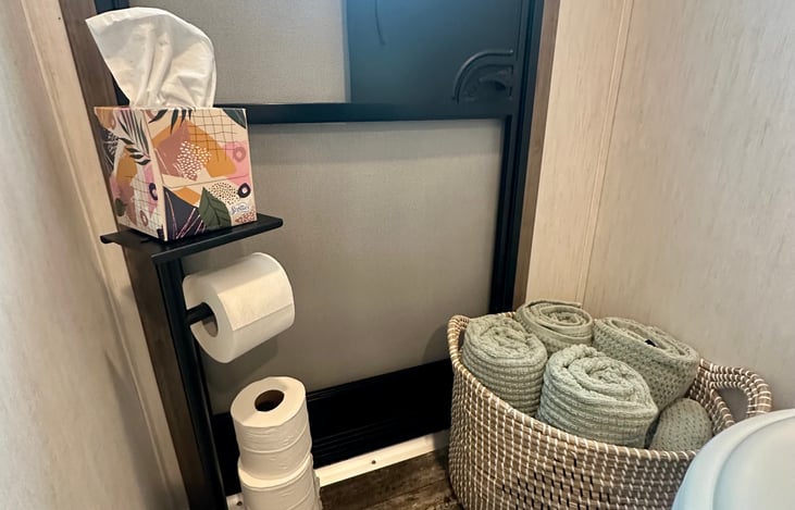 Bunk house full bath