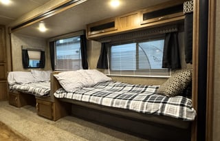 2017 Coachmen Catalina 243RBS