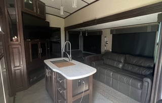 2018 Jayco North Point 375BHFS