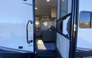 2022 Shadow Cruiser "CRISS FAMILY FREE AMENITIES"
