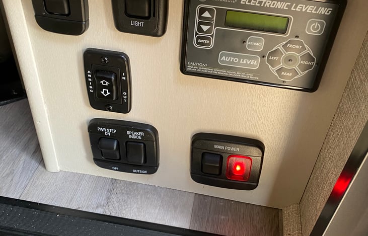 Control panel-Auto levelers, int lights, awning, steps, battery shut off, etc