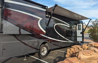 2021 Holiday Rambler Invicta 34MB