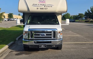 Thor Freedom Elite 26HE near Wilmington Beaches