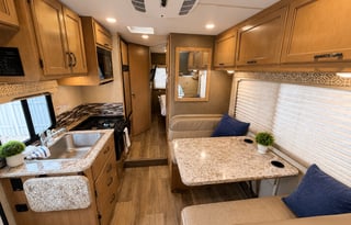 Ultimate Luxury! Easy to drive.