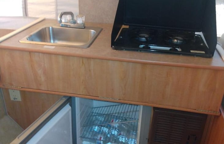 Sink, stove & mini fridge