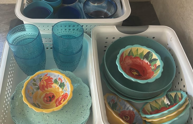 Plates, Cups and Bowls for 6