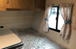 2021 Vintage Cruiser 23'-Blueberry Hill