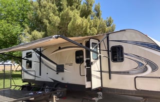 Great for families- 7 beds, 1 master bed