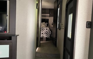 2017 Keystone RV Carbon 357