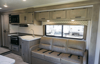 2021 Coachmen RV Freelander 31FS Ford 450