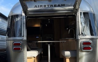 24' Airstream Trade Wind 25FB w/ Queen+rear Hatch