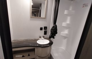 2023 PROWLER 303BH FAMILY READY