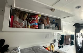 2023 Vast Overland **OFF GRID** SEATS/SLEEPS 4