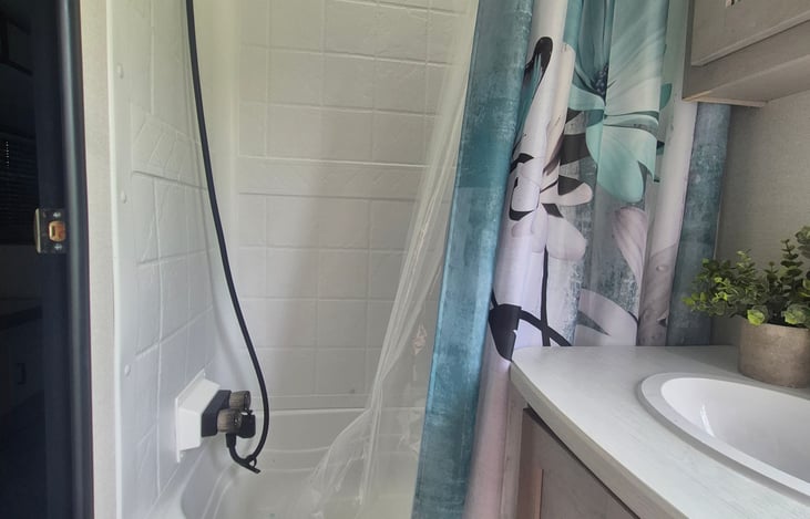 Shower and tub
