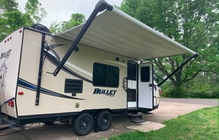 Travel Trailer by Sugartrails : Your Memory Maker
