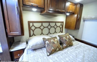 NEW EPIC 34 Bunkhouse Sleeps 10