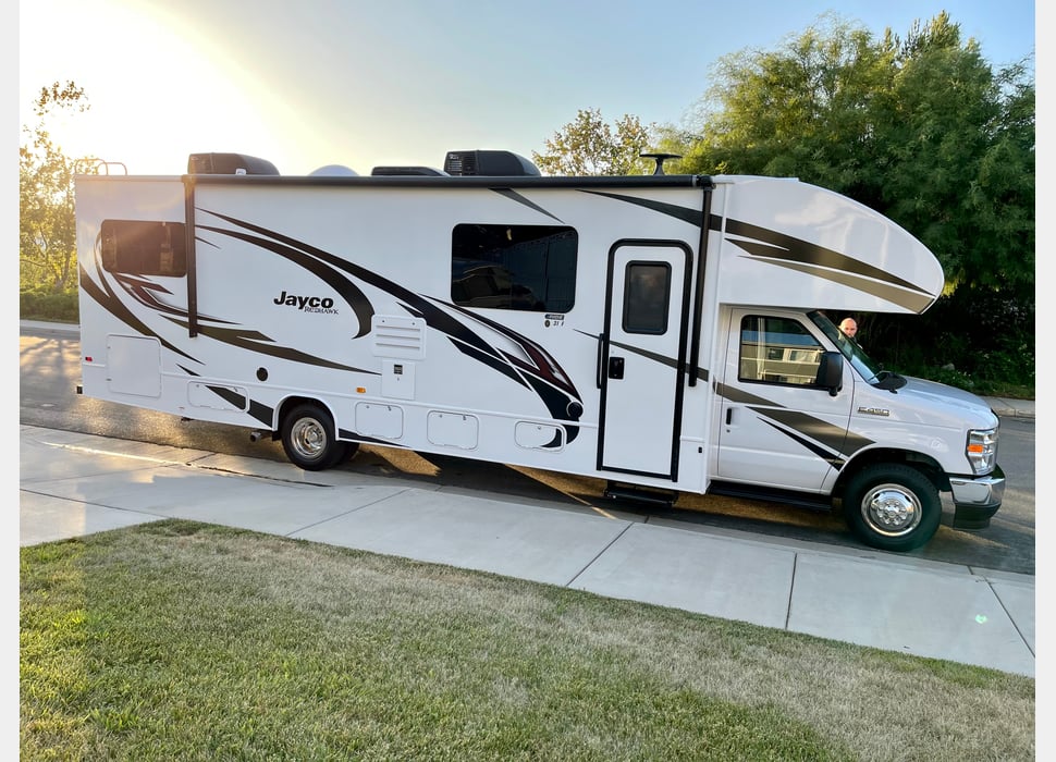 Class C Motor Home rentals in Encinitas