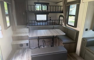 2022 Keystone RV Cougar 30 BHS BUNK HOUSE