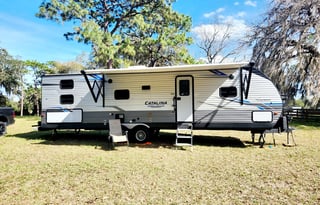 Newer Pet and kid friendly travel trailer