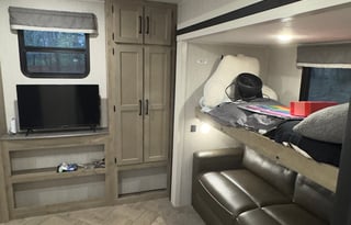 Palomino Puma Destination 39-PBQ