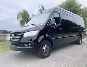 Mercedes Benz sprinter 3500