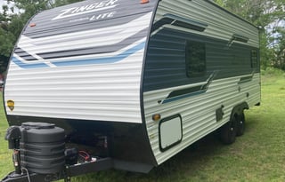 2024 Zinger 211RD Adventure Trailer