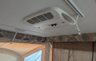 Small Pop-up Camper, Sleeps 4