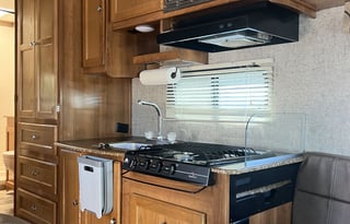 2018 Forest River Coachmen Leprechaun, Sleeps 8