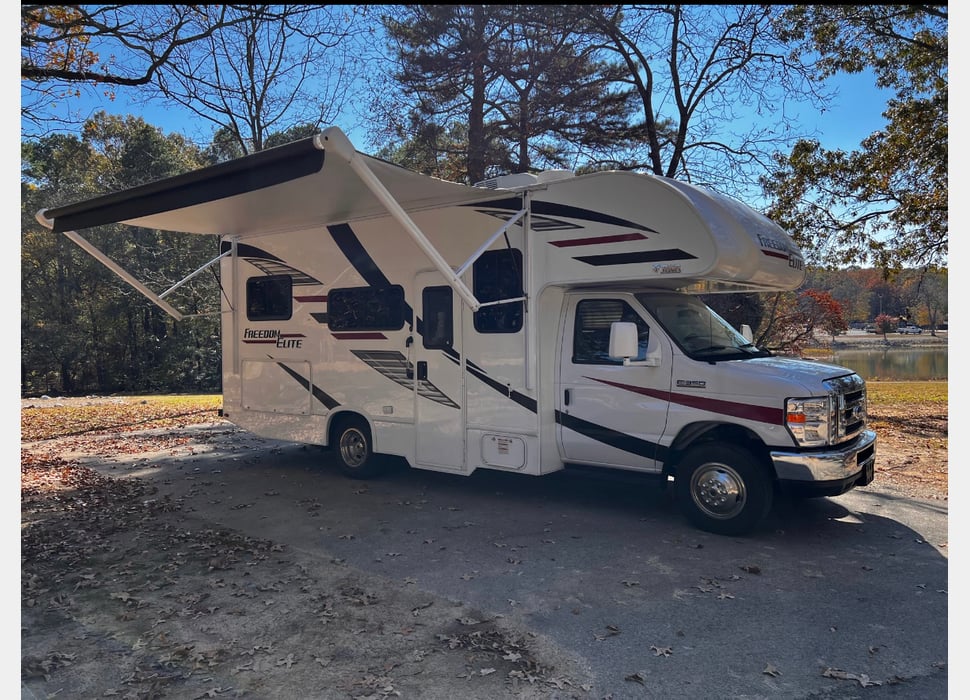 Class C Motor Home rentals in Dumas