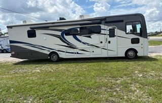 2020 Fleetwood FLAIR 35R (A-4)