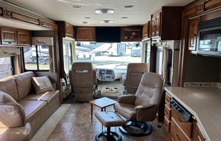 * 2013 Tiffin Allegro Open Road qba with BUNKS *