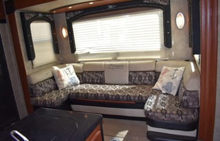 2010 Keystone RV Fuzion 302