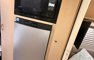 Leisure Travel Van Serenity Class B+ RV