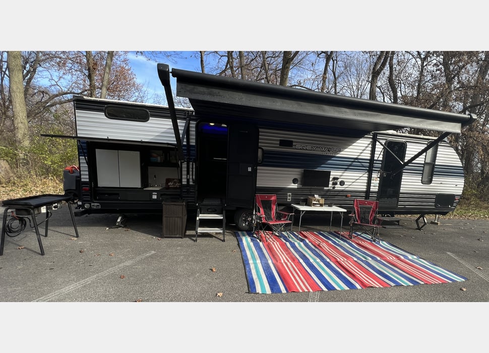 Travel Trailer rentals in Bettendorf