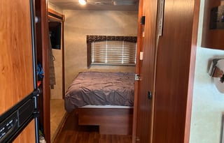 Family & Pet friendly Bunkhouse Motorhome
