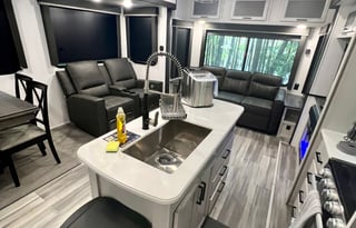 2023 Keystone Sprinter Limited 3590LFT