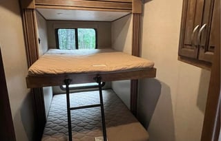 Coachmen Chapparral (Delivery Only)