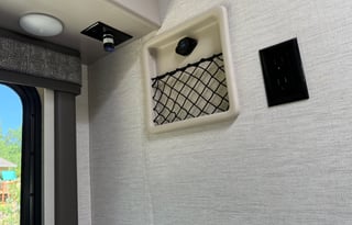 2025 Thor Chateau 21Z... 24 Ft... Easy to Drive...