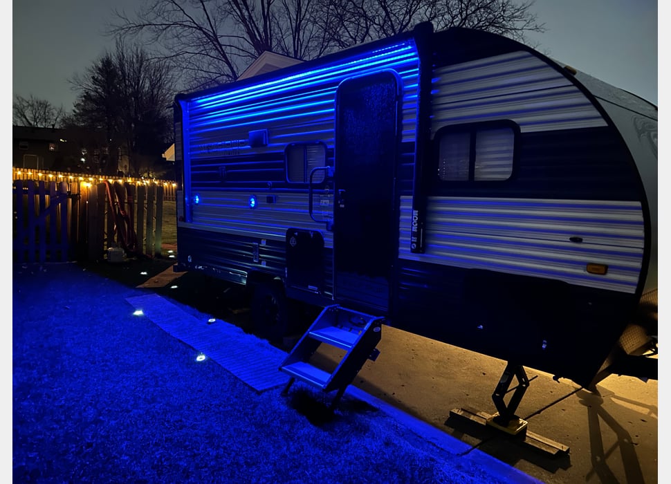 Travel Trailer rentals in Mount Prospect