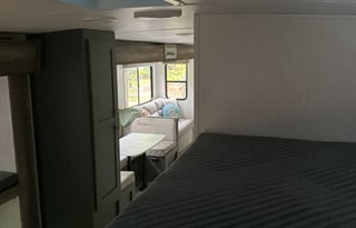 2024 Eddie Bauer BH, We Deliver & Set Up Sleeps 10