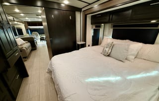 2020 Class A***King + 1.5 Baths*