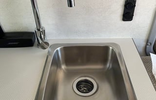 2022 Winnebago Solis 59P