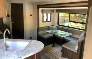 "Trixie" bunk bed, pet friendly & master bedroom