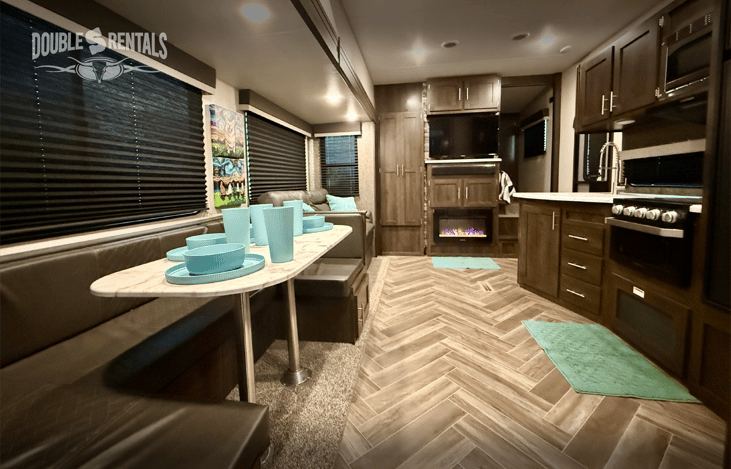 Lots of room for everyone in the dining and living area.