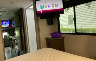 “VROOMY”  Is Ready For Your Family Get Away!!!